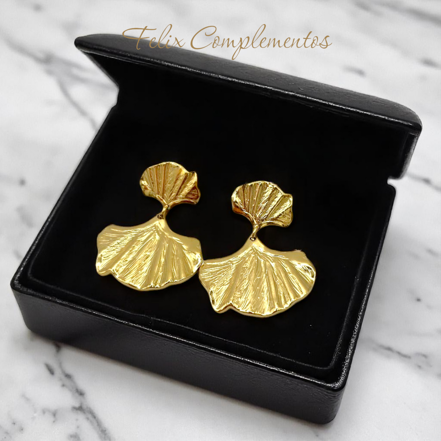 Pendientes estilo ojas