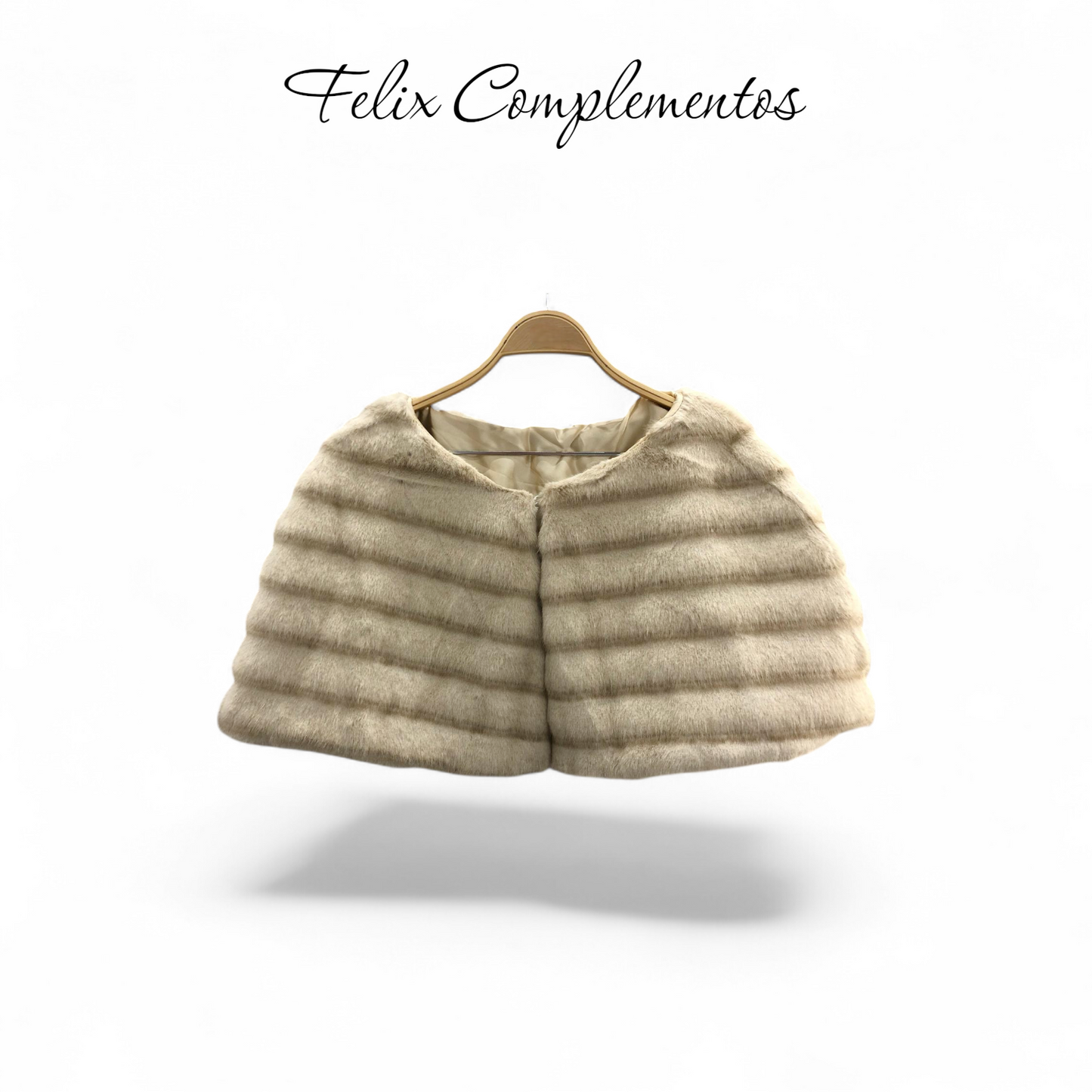 Capa de pelo con rayas beige