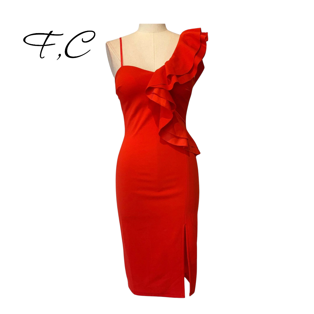 Vestido corto con volante