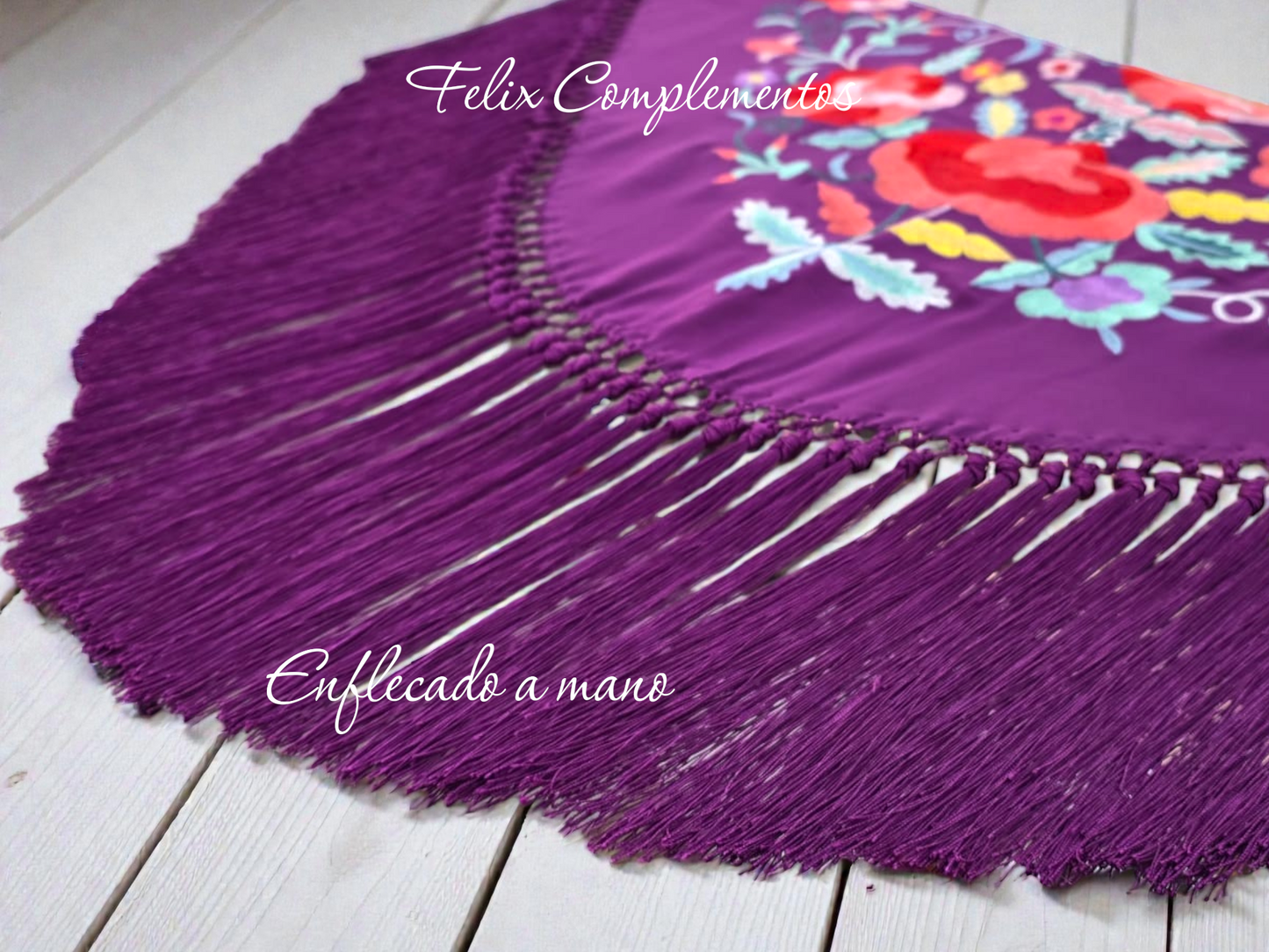 Manton flor grande morado