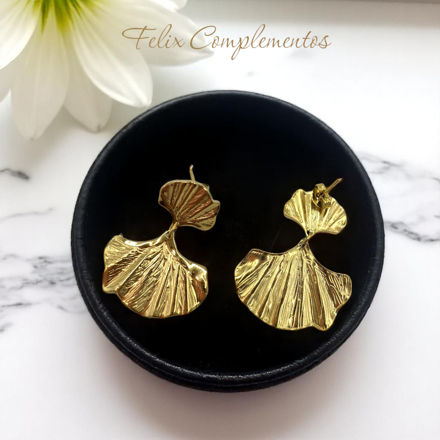 Pendientes estilo ojas