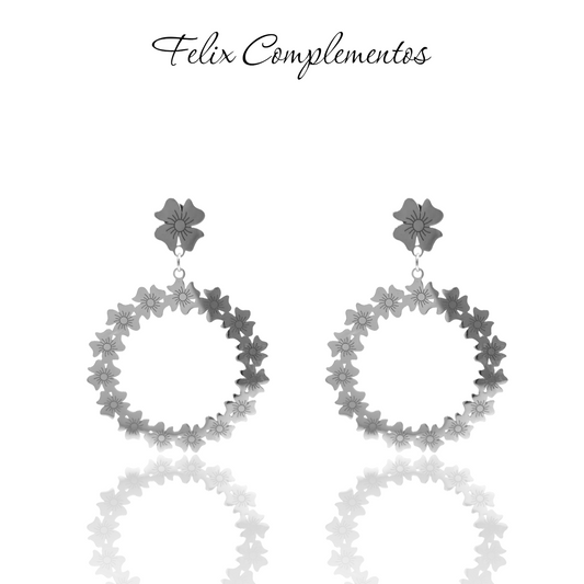 Classic openwork steel earring (M4)