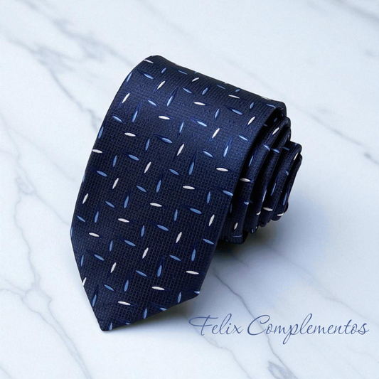 Corbata azul con toques ovalados
