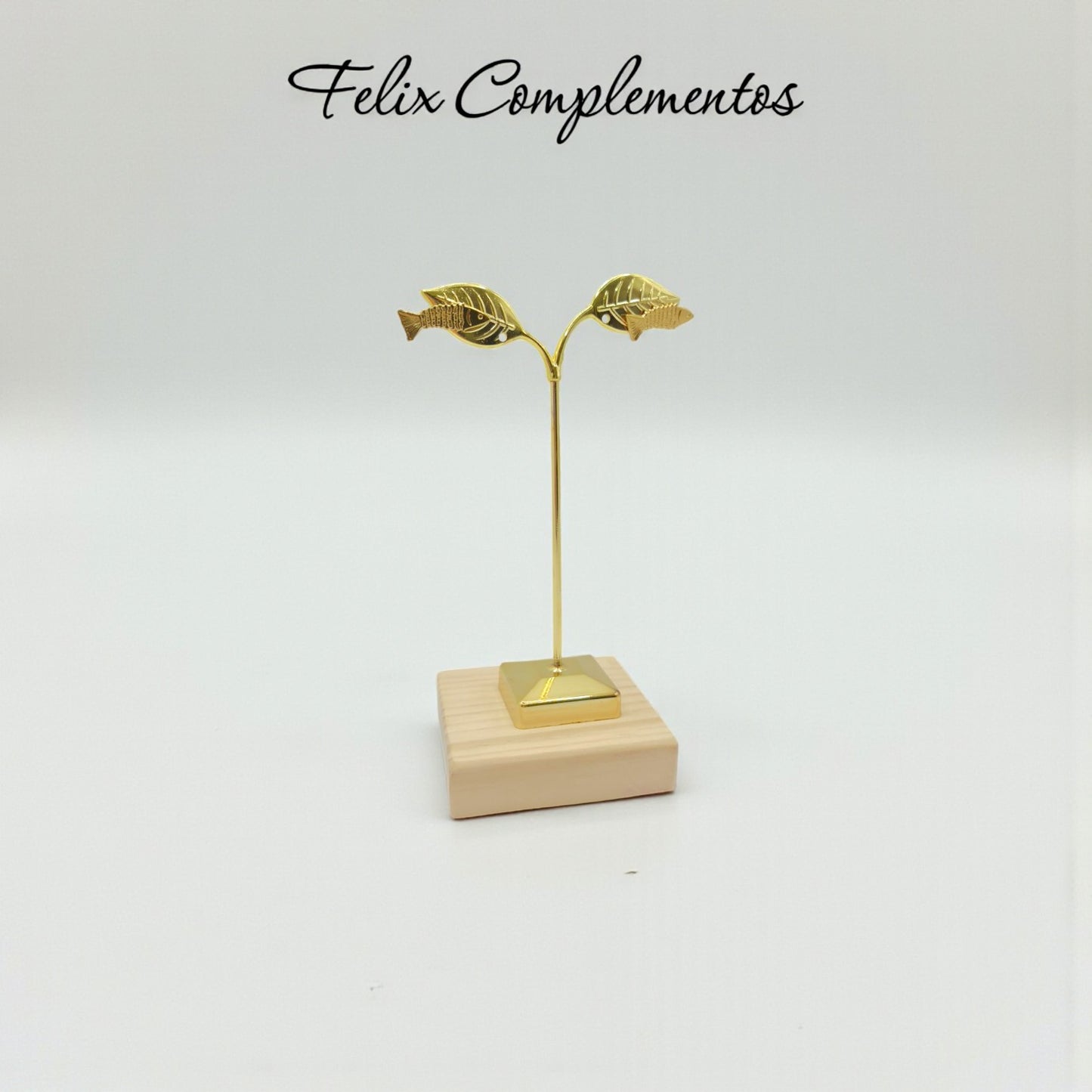 Pendiente pez dorado