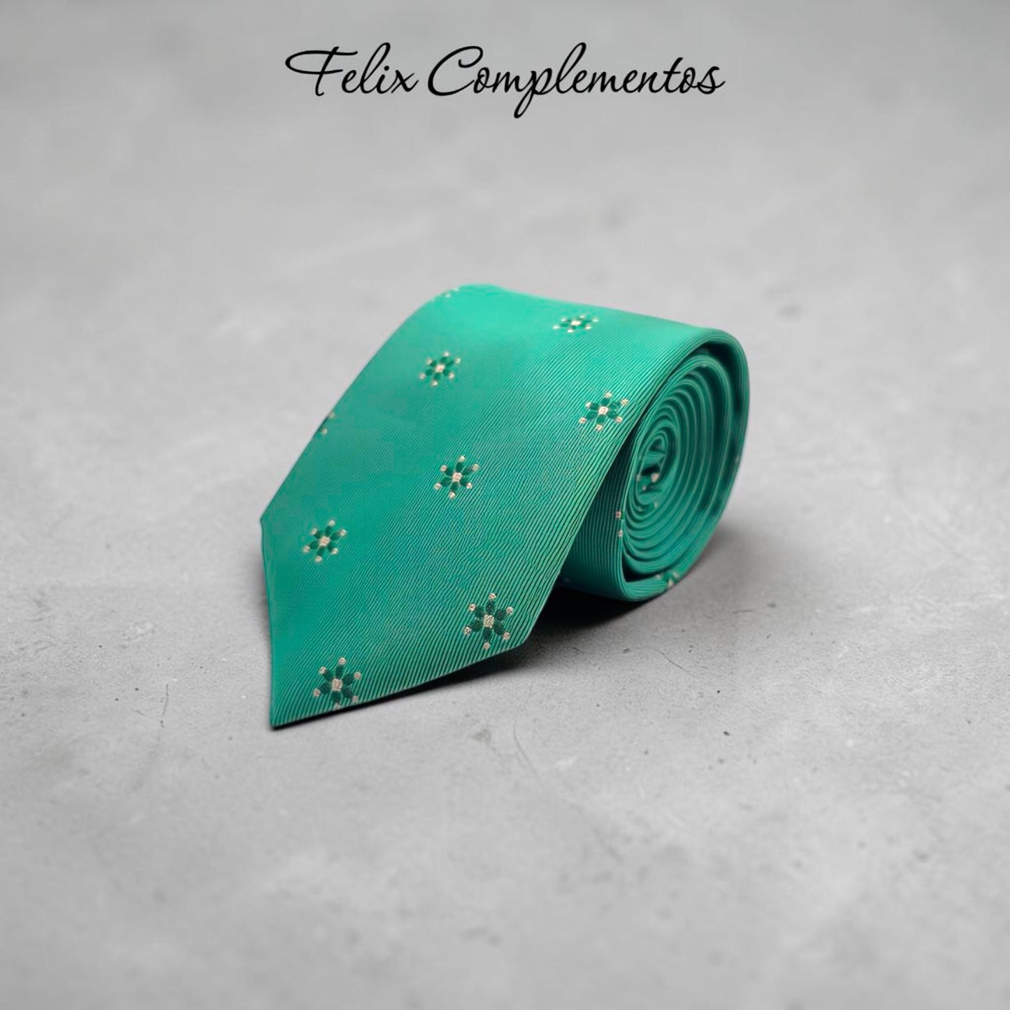 Corbata Mariquilla Esperanza Macarena