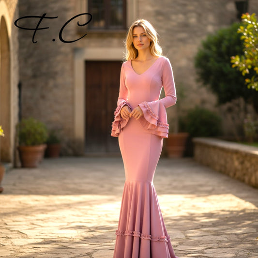 Vestido flamenca liso con pequeños volantitos (con tallas)